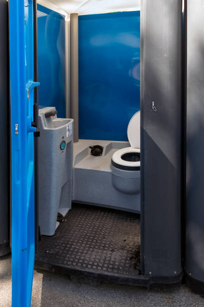 Best Sanitation services for porta potties  in Austin, AR